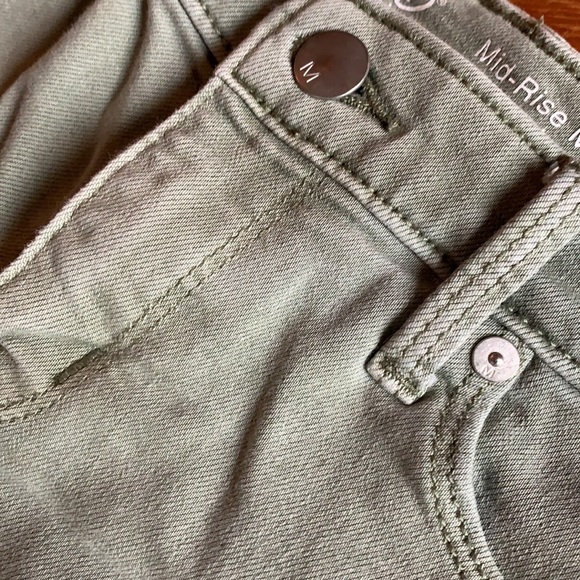 2/$15💥 Mossimo Shorts - Picture 4 of 6